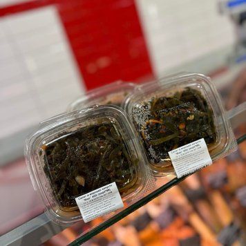Салат Мікс (морська капуста з томатом і спеціями) 400 г. &mdash; купити в інтернет-магазині Тритон