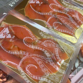 Нарізка соленої форелі 100г вак.уп. &mdash; купити в інтернет-магазині Тритон