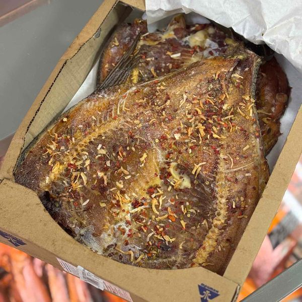 Hot-Smoked Bream, butterflied, headless, with seasoning &mdash; buy in Triton online store