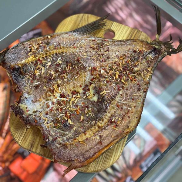 Hot-Smoked Bream, butterflied, headless, with seasoning &mdash; buy in Triton online store