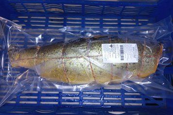 Лосось горячего копчения ТУШКА (0,4-2,3кг) в вакууме  &mdash; купить в интернет-магазине Тритон